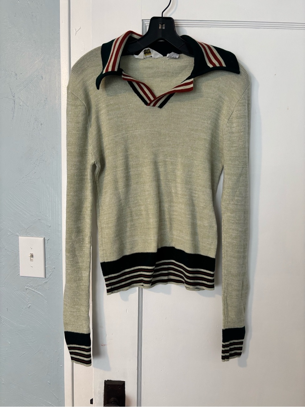 Vintage 70s/80s Women's Light Green Pullover Sweater- Vintage XL